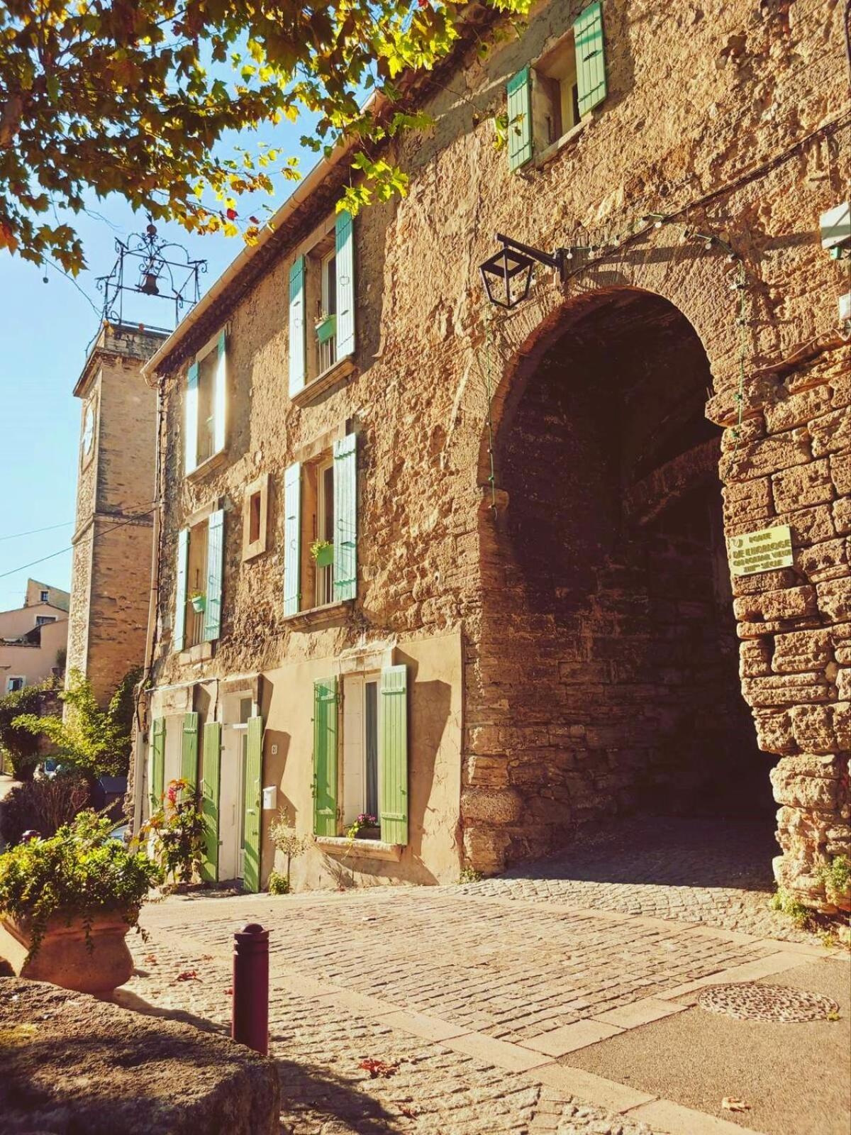 L'Appartement De L'Arche Châteauneuf-de-Gadagne エクステリア 写真